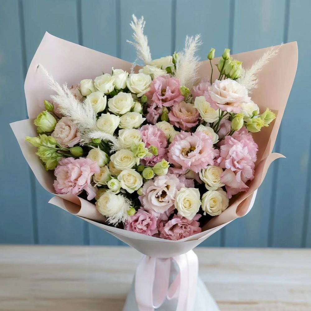 Букет цветов из: Альстромерии и Розы в Товарковский