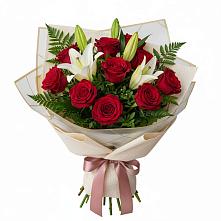 Букет цветов из:  Лилии и Розы в Товарковский