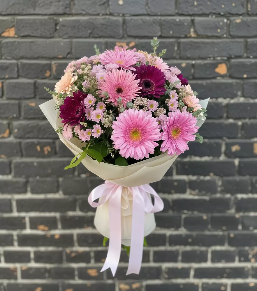 Букет цветов из: Герберы и Хризантемы в Товарковский