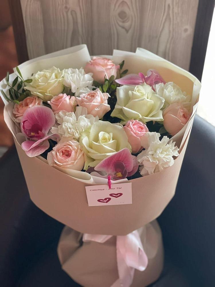 Букет цветов из: Орхидеи, Розы и Гвоздики в Товарковский