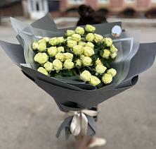 Букет Белые кустовые розы Солинеро #REPLACE_PRED# Товарковский