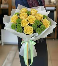 Букет цветов из:  Хризантемы и Розы в Товарковский