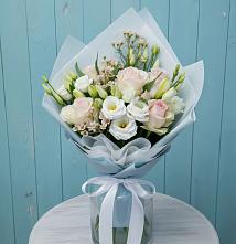 Букет цветов из:  Розы и Лизиантусы #REPLACE_PRED# Товарковский