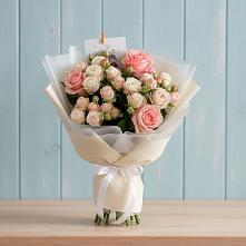 Букет цветов из:  Розы #REPLACE_PRED# Товарковский
